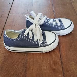 Toddler's Converse All-Stars sz 4